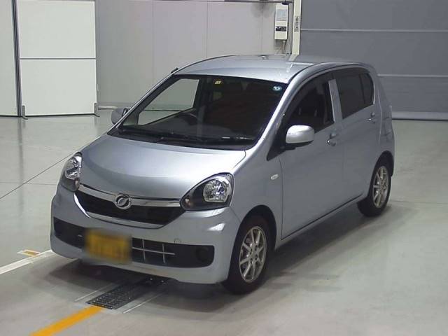 3013 DAIHATSU MIRA E S LA300S 2015 г. (CAA Chubu)